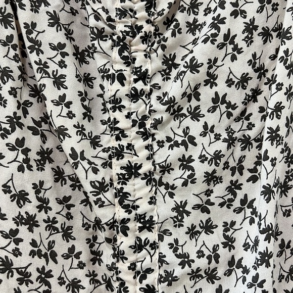 Japna Floral Ruffle Blouse Size Large NWT - Picture 2 of 9